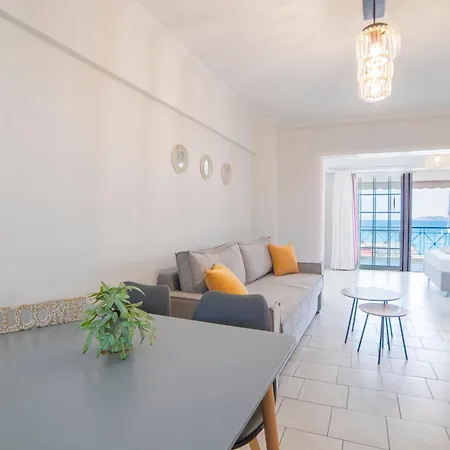 Eliseloutrakiapartment *