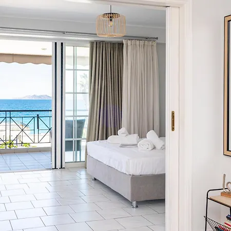 Апартаменты Eliseloutrakiapartment *